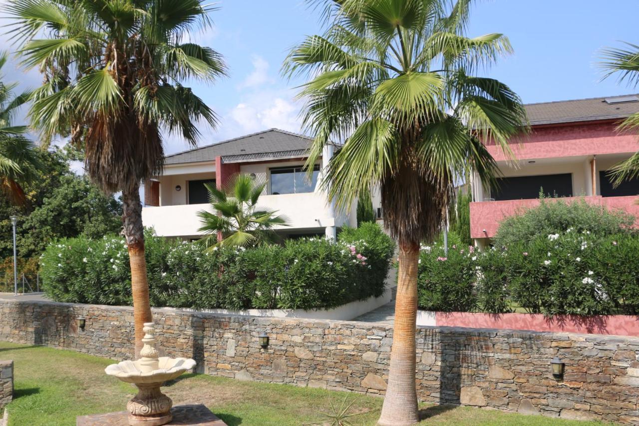 Residence Marea Resort Санта-Лусия-ди-Мориани Екстериор снимка