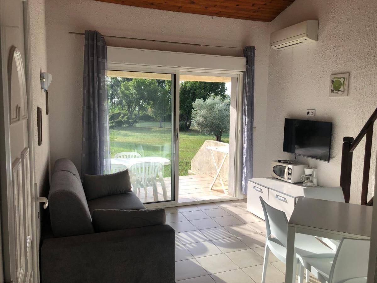 Residence Marea Resort Санта-Лусия-ди-Мориани Екстериор снимка