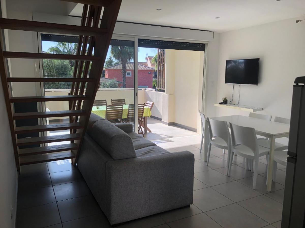 Residence Marea Resort Санта-Лусия-ди-Мориани Екстериор снимка