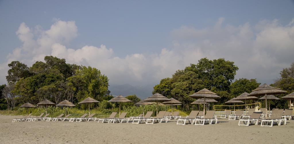 Residence Marea Resort Санта-Лусия-ди-Мориани Екстериор снимка